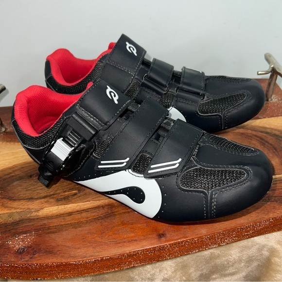 Peloton Shoes - Peloton Cycling Shoes Delta Look Cleats Black Red Clip in Spin Shoes EU 39 US8 8